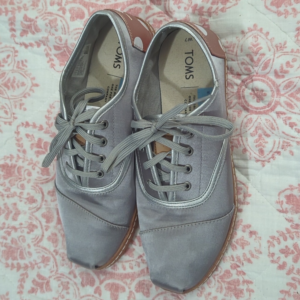 Toms Silver and bronze loafers women's 7